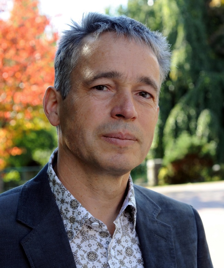 Für Jörg Weißmüller ist die Heyn-Denkmünze ein Höhepunkt seiner Tätigkeit als Materialforscher. Foto: TUHH