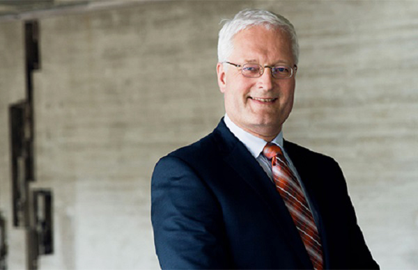 Porträt Rehahn Setcard Katrin-binner