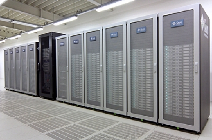 Für nummerische Simulationen werden Hochleistungscomputercluster genutzt. <i>-Bild: Hereon-</i> Sun Cluster2 K