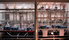 Distils for solvent purification