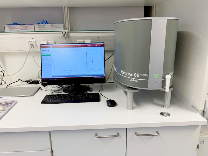 Foto: Hereon/Prokopios Georgopanos Kernresonanzspektroskop Spinsolve 60 Ultra von Magritek